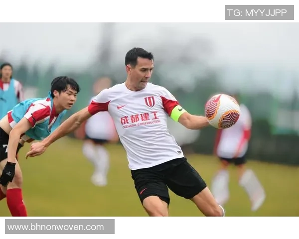 深圳足球队个人能力分析:球员技术特点与战术应用探讨